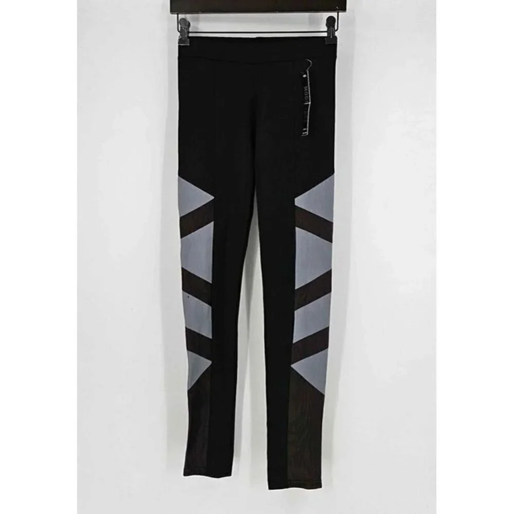 New Moda Age Black Gray Triangle Pattern Stretch Leggings Sz S/M